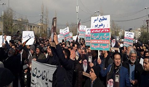 تظاهرات غاضبة في طهران تنديدا بجريمة اغتيال سليماني