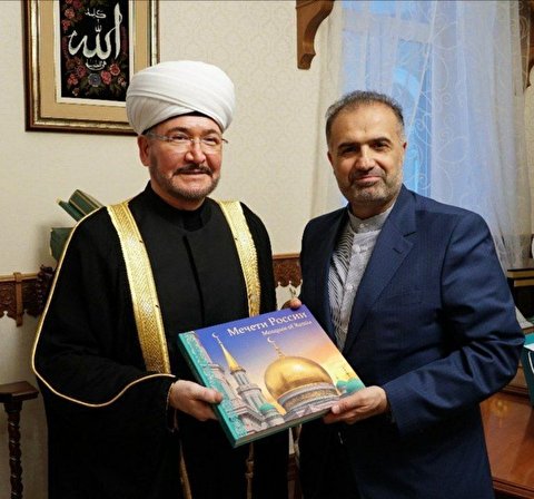 رئيس المجلس الروسي للمفتين يثمن مواقف قائد الثورة الاسلامية