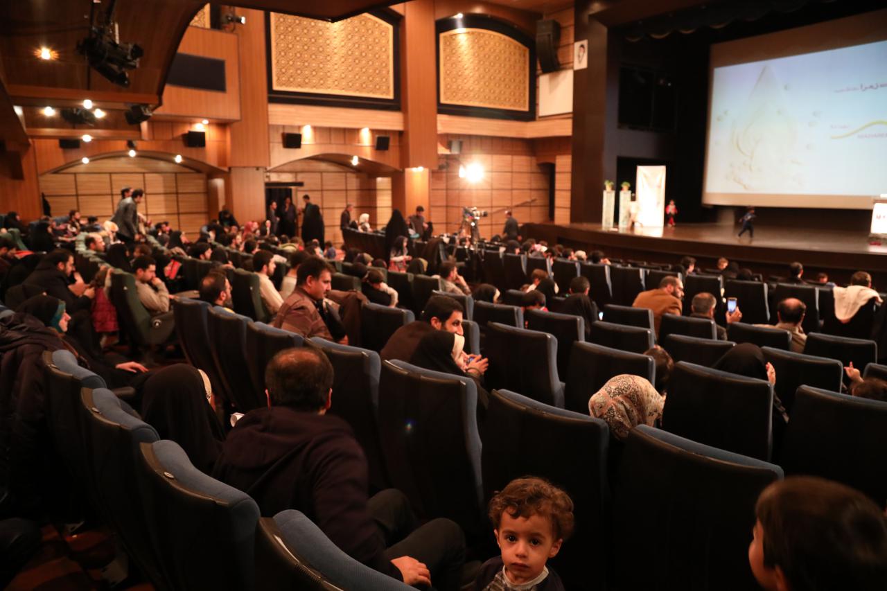 رونمایی مستند «مادرانه»