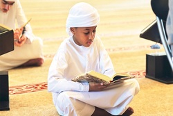 ثبت‌نام سه هزار دانش‌آموز برای حفظ قرآن در دبی