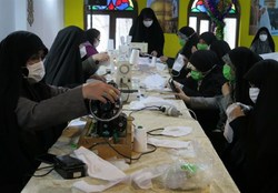 تولید ‌ماسک ‌در مجتمع فرهنگی حضرت زهرا