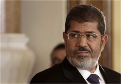 آخرین اظهارات مرسی قبل از مرگ/ وضعیت نابسامان جسمی و اهمال پزشکی