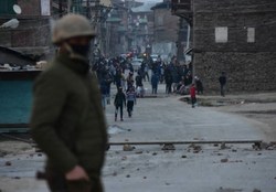 حمله مجدد نظامیان هندی به مردم مظلوم کشمیر ۲ شهید برجای گذاشت