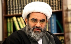 حجت الاسلام خرسند امام جمعه ای موفق و خدمتگزار انقلاب بود