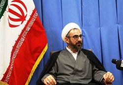 اهدای بستههای غذایی پویش همدلی و مواسات در ایلام استمرار دارد