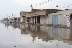 وزیر نیرو به نمایندگی از رئیس جمهور راهی مناطق سیل زده کشور شد