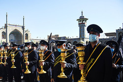 برپایی دسته عزای خادمان آستان بانوی کرامت