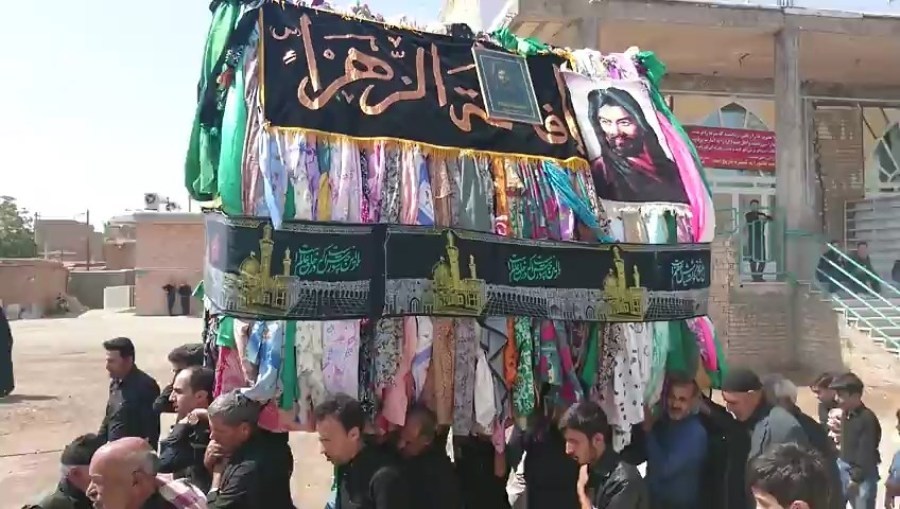 نخل گردانی نماد عشق و ارادت به سالار شهیدان//محرم//