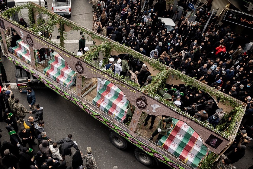 ایران رنگ شهدایی به خود گرفت