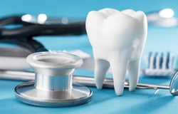 دلایل گران بودن هزینه های درمانی دندانپزشکی