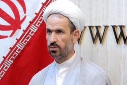 حمایت از مظلومان آرمان انقلاب اسلامی است
