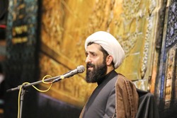 امام حسین بدن کدام یک از یارانش را نتوانست به طرف خیمه ها بیاورد؟