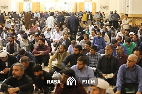 بزرگداشت شهدای حادثه تروریستی حرم شاهچراغ در حرم حضرت معصومه