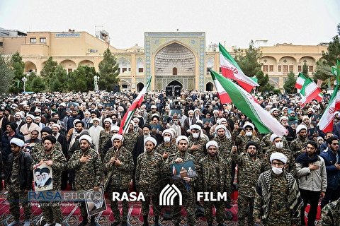 بیعت با شکوه حوزه با انقلاب و ولایت