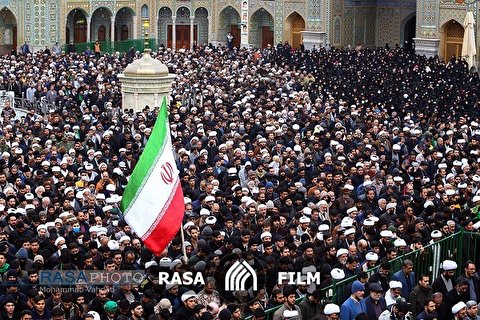 مردم همچنان دلبسته شهدا خواهند بود