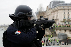 واکنش پلیس و دولت‌های انگلیس، آمریکا، آلمان به اغتشاشات خیابانی چیست؟