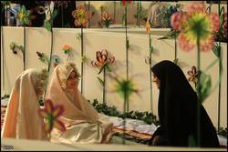 ارائه میزهای تخصصی مشاوره در غرفه حوزه های علمیه خواهران در نمایشگاه قرآن