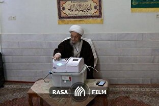 حل مشکلات با حضور در پای صندوق های رأی محقق می شود