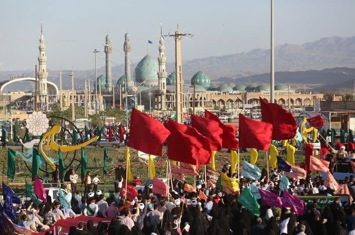 اسکان صلواتی زائران نیمه شعبان / برپایی موکب‌هایی از ۵ قاره جهان در مسیر جمکران