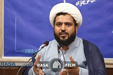 آمریکا ارزش‌های جهانی شدن را به وسیله جنگ روایت‌ها دنبال می‌کند