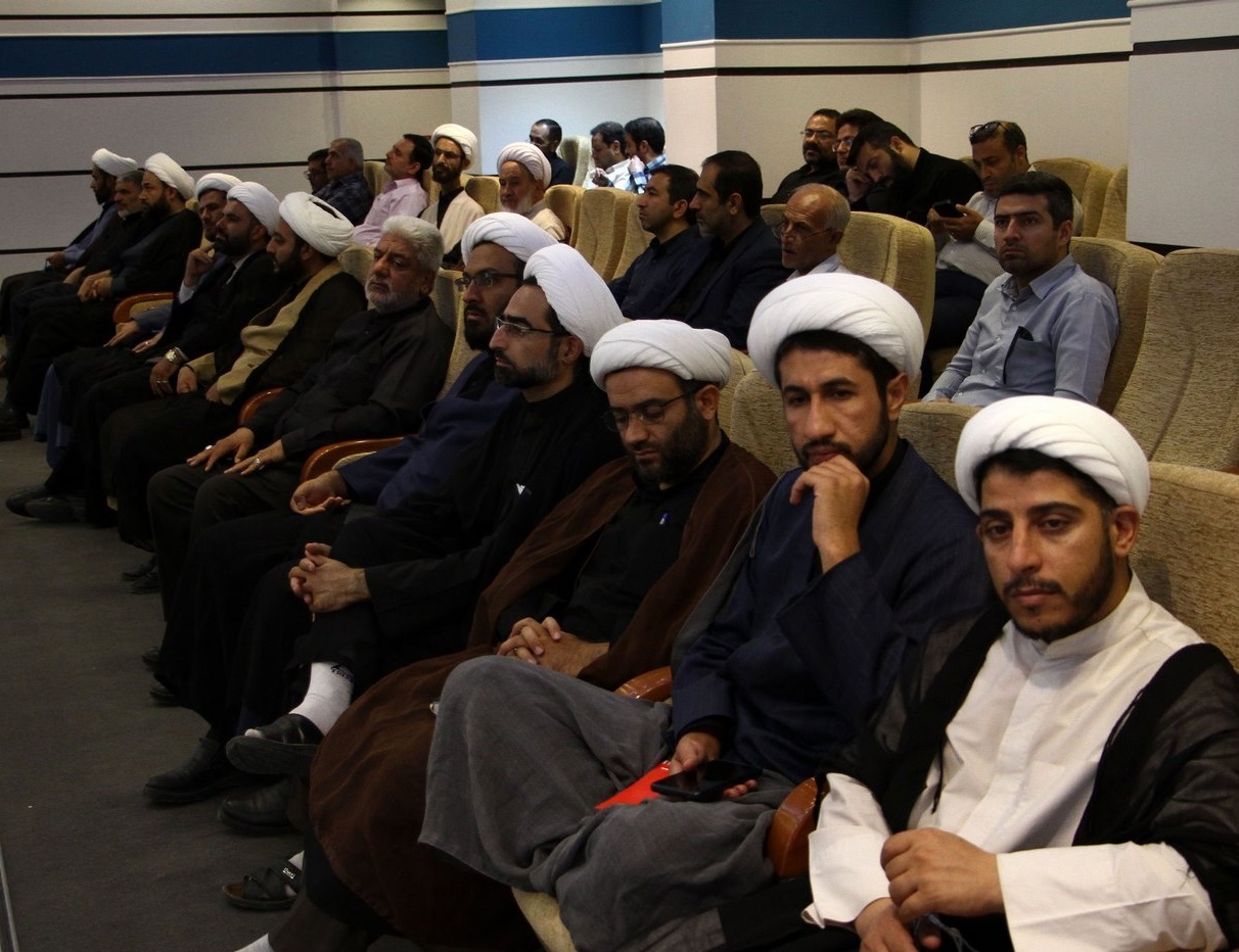 تشکیل حکومت اسلامی مقدمه ای برای عمل مومنان به تکالیف الهی