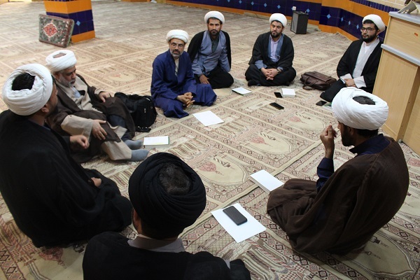 گزارش اجلاسیه مدیران مدارس علمیه استان فارس+تصاویر