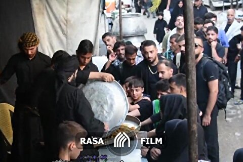 خدمتگزاری طلاب در موکب شهدای روحانیت