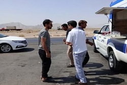 دلایل پلیس راه یزد درخصوص توزیع تخمه شور بین رانندگان