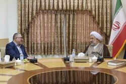 گزارشی از دیدار رئیس مرکز پژوهش عتبه حسینی با رئیس جامعةالمصطفی