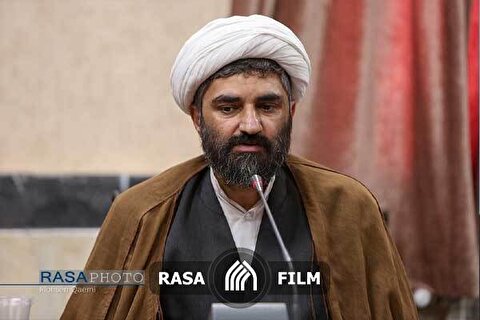 پیشگامی روحانیت در دفاع از ارزش ها و میهن اسلامی