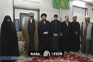 دیدار مدیر عامل و جمعی از مسئولان رسا با خانواده شهید احمدی‌تبار