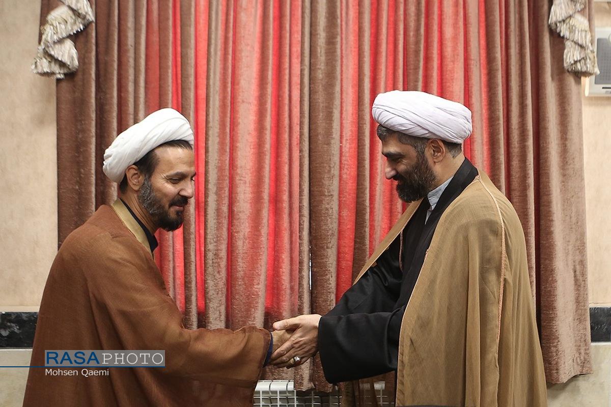 نشست نقش انسان رسانه‌ها در الگو سازی اجتماعی زیارت