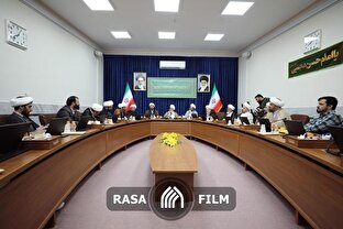 نشست رسانه‌های حوزوی با مسؤول دبیرخانه شورای عالی