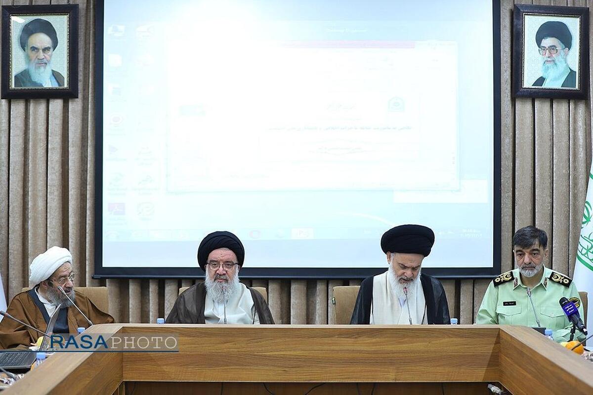 نشست مشترک اعضای جامعه مدرسین با سردار رادان برگزار شد