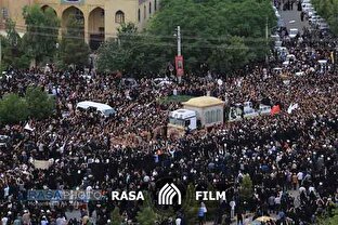 قیام قم به احترام خادم مردم