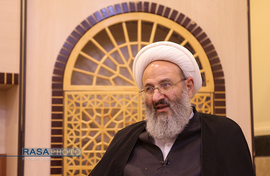 تمجید علما از تواضع، ولایتمداری و مردمداری آیت الله رئیسی