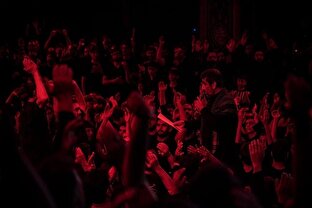 زمینه | قرارمون این بود کنار هم باشیم