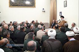 دیدار جمعی از فرماندهان نیروهای مسلح با فرمانده معظم کل قوا