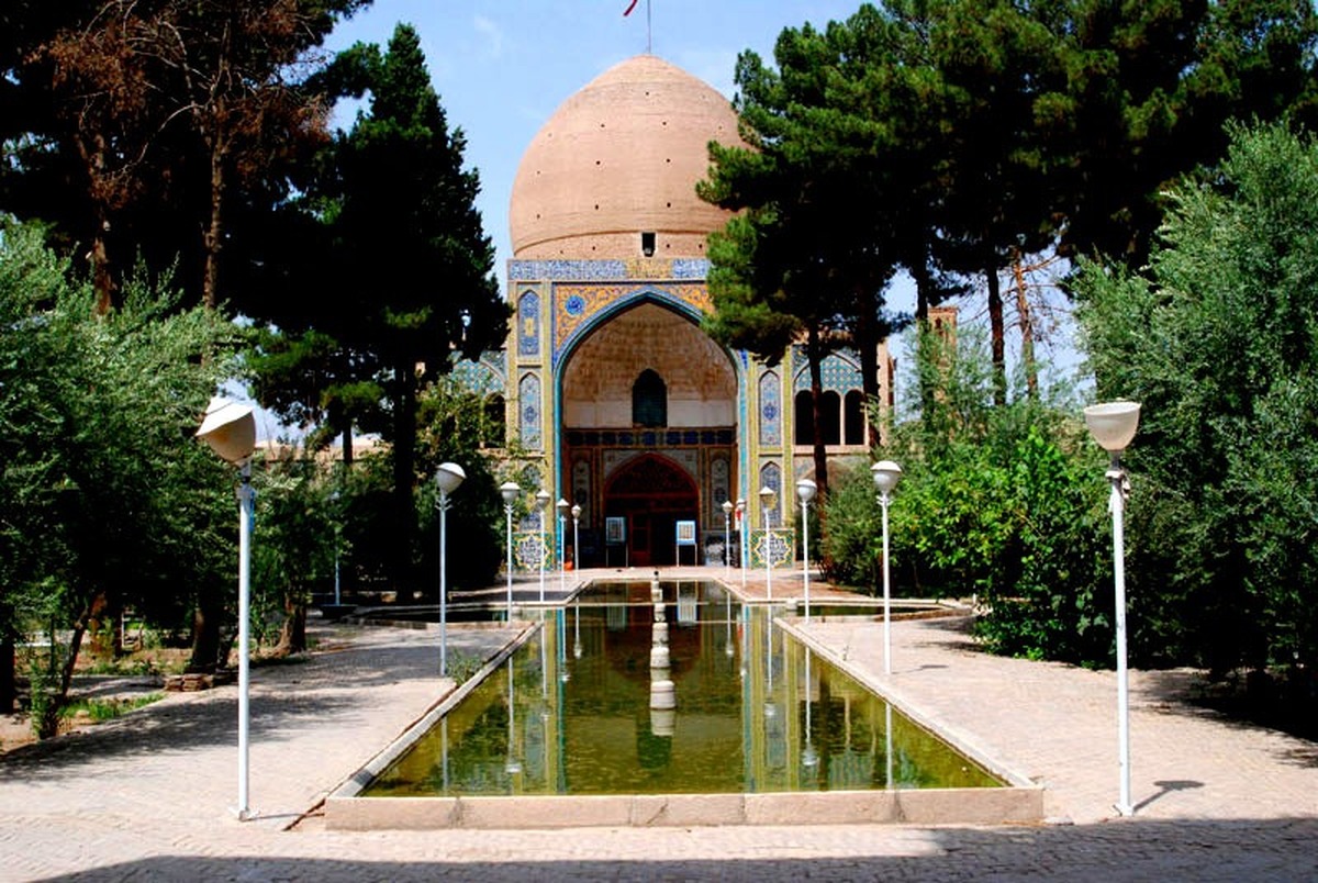 نگاهی به مدرسه علمیه‌ای با بیش از دو قرن قدمت در کاشان