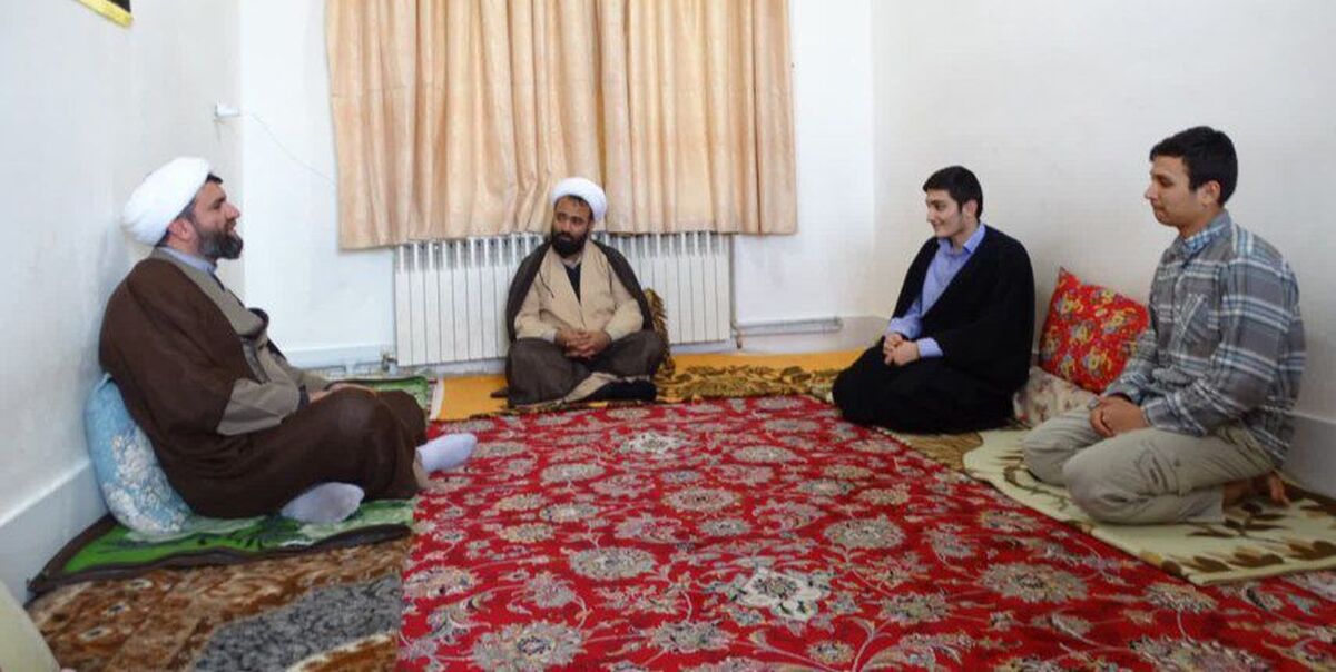 تکریم طلاب نخبه بناب در چارچوب طرح اکرام نخبگان مرکز خدمات تبریز
