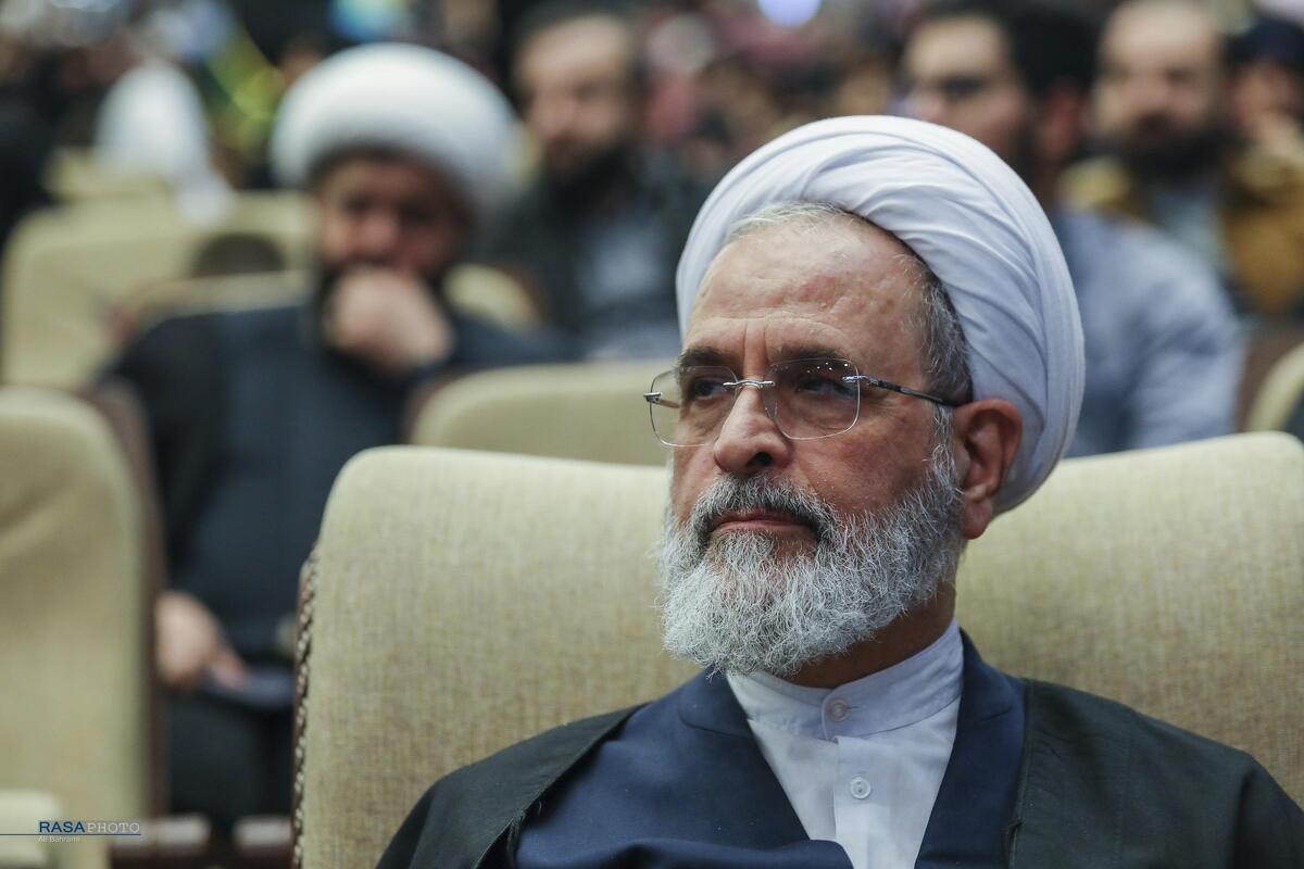 استاد مهدوی‌راد، عالمی اجتماعی و دغدغه‌مند نسبت به مسائل کشور است