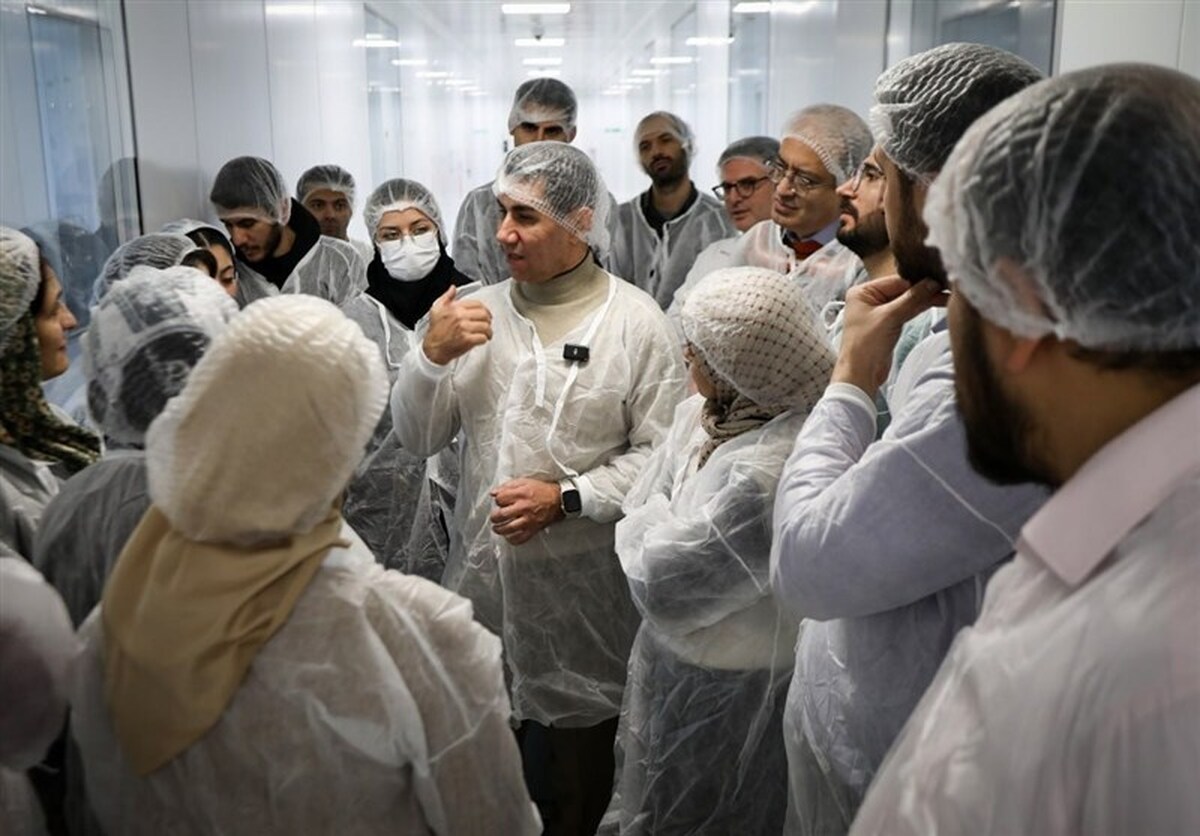 چگونه ۶ رزیدنت ایرانی انحصار دارویی آمریکا را درهم شکستند؟