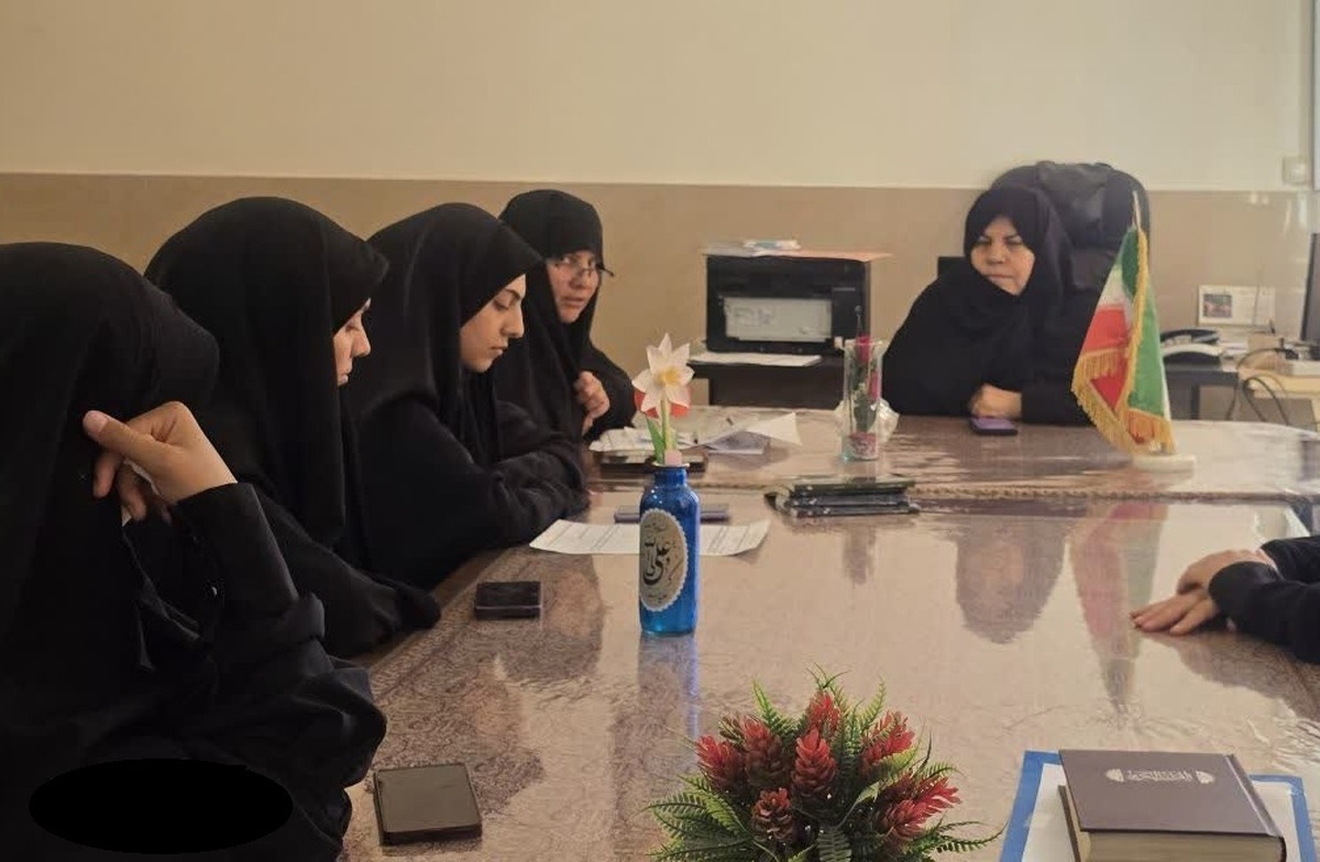 برگزاری نشست اعزام مبلغین اعتکاف در مدرسه علمیه داراب