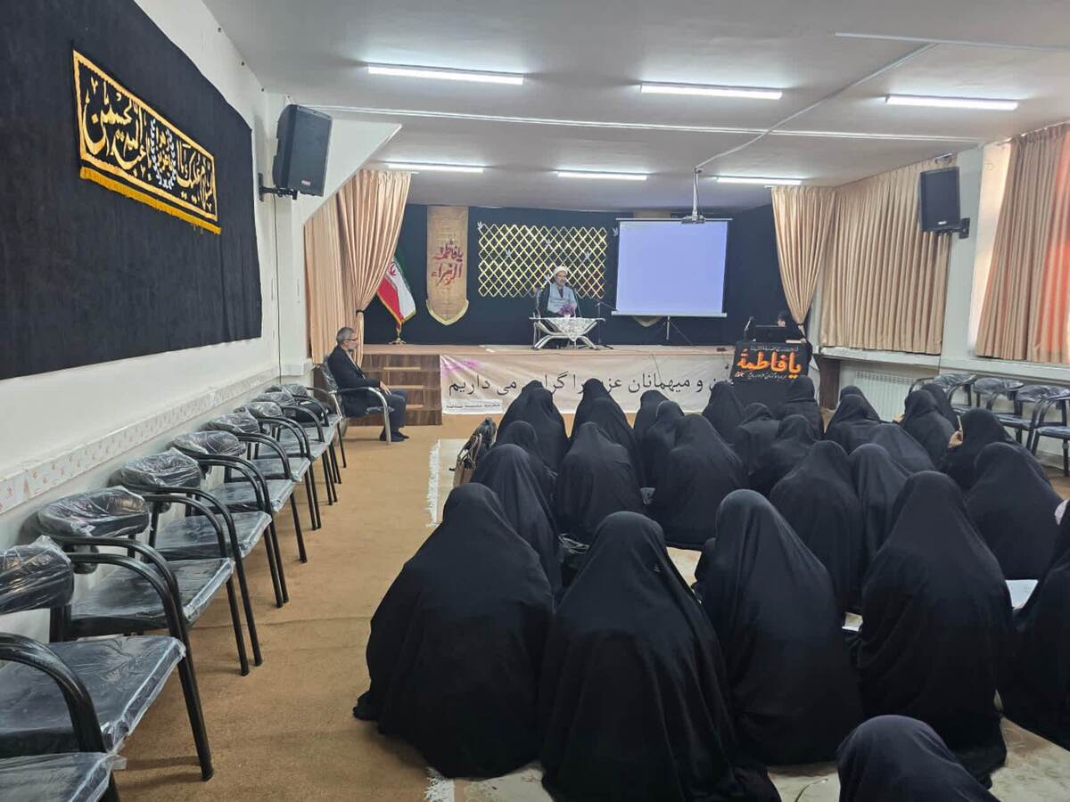 سرکشی مسئولان مرکز خدمات حوزه‌های علمیه از مدرسه علمیه صادقیه