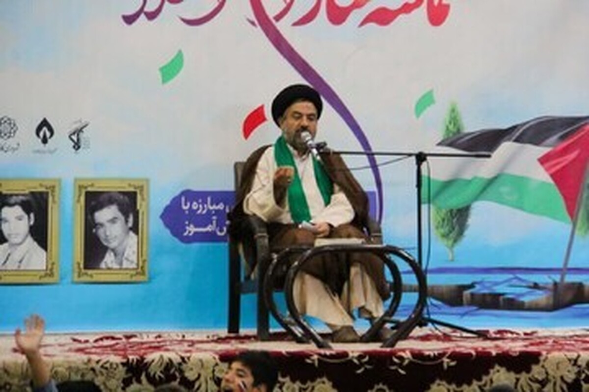 دولت نظارت جدی بر بازار و کنترل کالا‌های اساسی داشته باشد