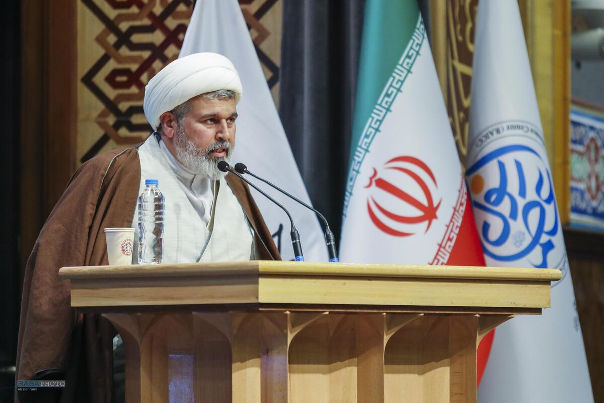 جبهه حق ناگزیر از داشتن آرایش جبهه‌ای است/ضرورت نگاه جبهه‌ای و مجاهدانه به تبلیغ