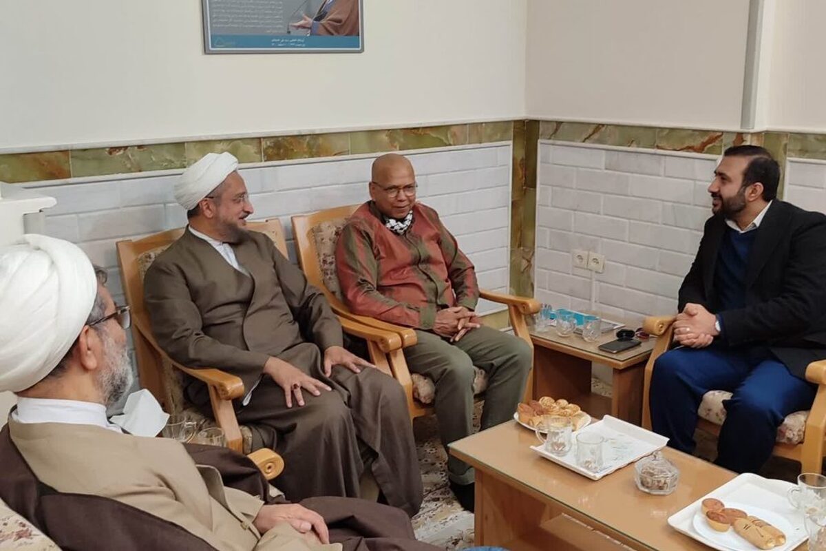 یک جانبه گرایی غرب موضوع گفت‌وگوی علمی در دانشگاه باقرالعلوم