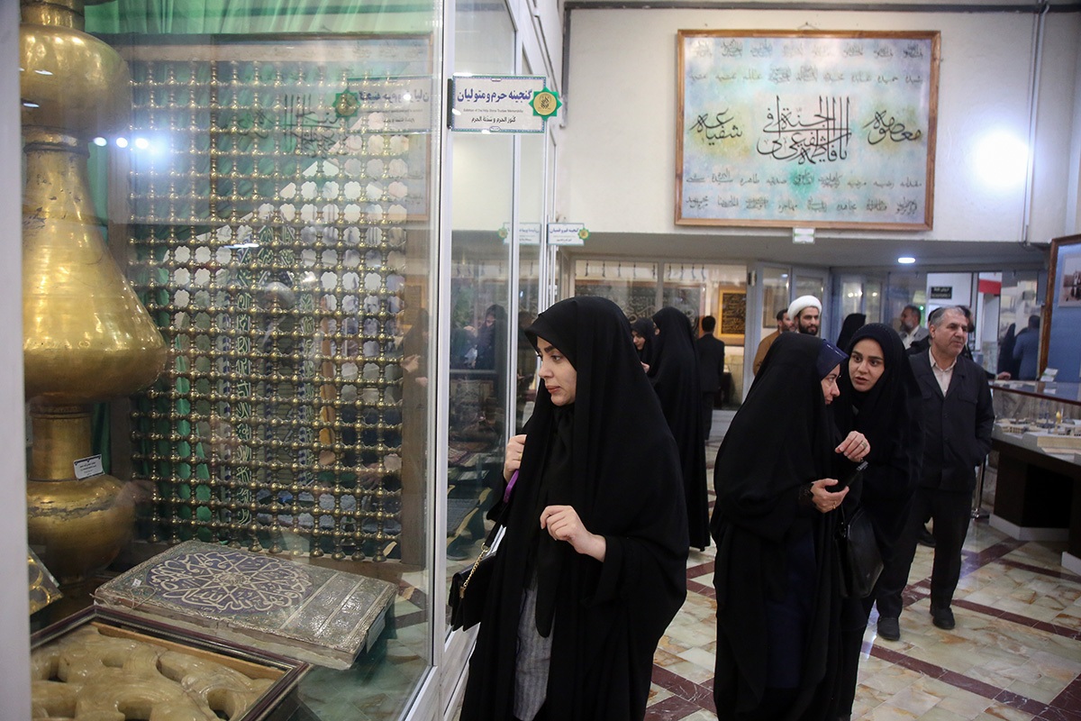 گزارشی از دومین مرحله بازدید اصحاب رسانه از حرم مطهر حضرت معصومه