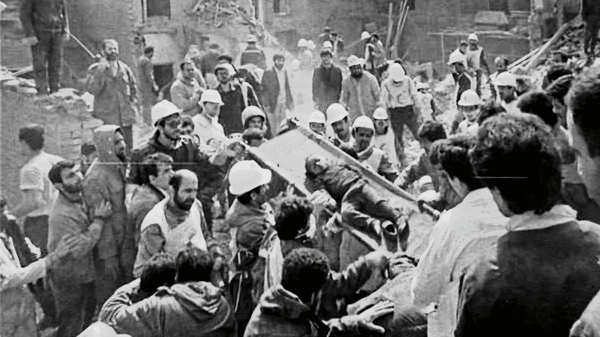 ردپای خونین آمریکا در مدارس بروجرد