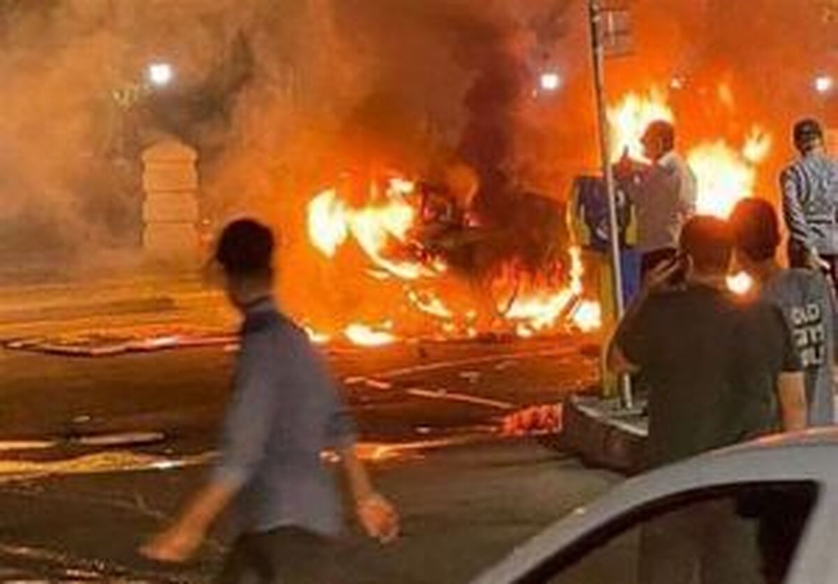 استفن هاوکینگ، نهیلیسم و شورشی‌های بی‌دلیل/ سیری در روند شکل‌گیری ذهن «اینستازده» ِ پشت بدنه‌ آشوب‌ها